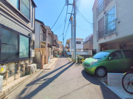 nynʐ^ -