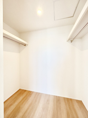 ���̑� �E�H�[�N�C���N���[�[�b�g�t���Ő�����Ԃ��L�����p�ł��܂��B