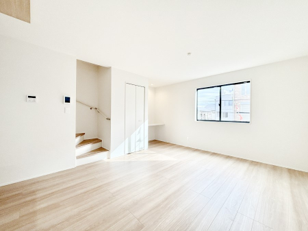 ���r���O ���� ���r���O�K�i�A������؂ȉƑ��ƃR�~���j�P�[�V�������Ƃ��Ƒ��v���̊Ԏ��