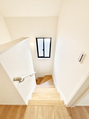 ̑ Ki͎肷tȂ̂ŏȂq܂₲̕Sł