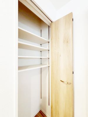 ���[ �H�i�̃X�g�b�N�⒲�����̕ۊǂɕ֗��ȉ��I�t���p���g���[