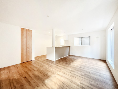 rO i`eCXg̗D_炩Fg̃t[OfGȃrOłˁB