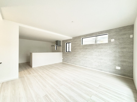 rO Ƒ̓₩Șbŕ܂閾邢rO