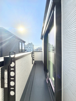 �o���R�j�[ �������o���R�j�[�������R��������̂������܂��B