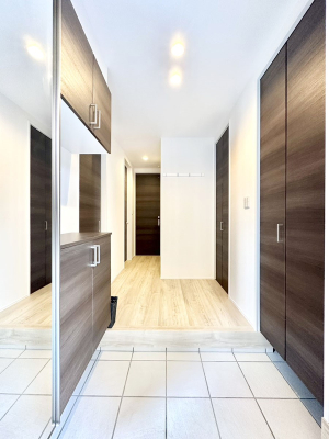 ���� �Ƒ��̋A��₨�q�l�������������}���錺��  