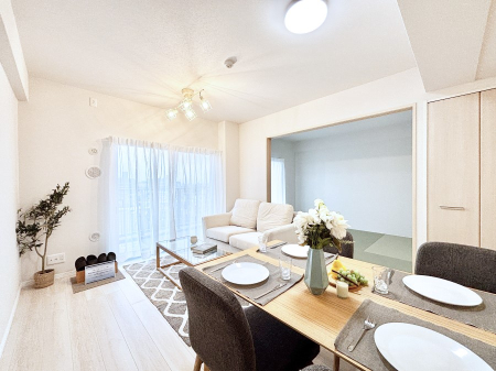 rO Ƒ̓₩Șbŕ܂閾邢rO  