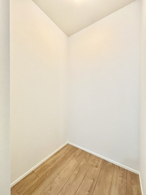 ̑ EH[NCN[[bgtŐԂLpł܂B