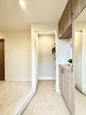 ���� �Ƒ��̋A��₨�q�l�������������}���錺��  