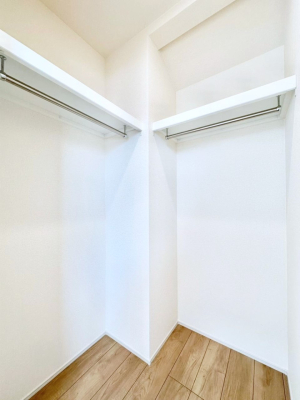 ̑ EH[NCN[[bgtŐԂLpł܂B