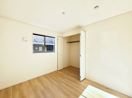 �q������ �q�������ɂ��������߂Ȏ��[�X�y�[�X�����Ղ�̋���