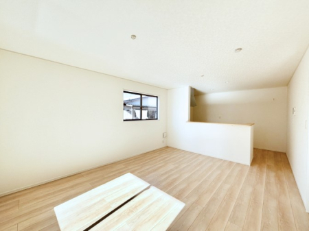 ���r���O �i�`�������e�C�X�g�̗D�����_�炩���F�g���̃t���[�����O���f�G�ȃ��r���O�ł��ˁB