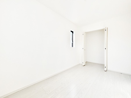 �q������ ���q���܂̂������Ƃ��Ă��I�ߗނ̐������ڂɕ֗��ȃN���[�[�b�g�t���̗m���B