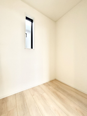 ���̑����� �g�������݂̃��[�e�B���e�B�X�y�[�X