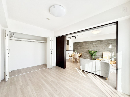 ���̑����� ���r���O�אڂ̗m���͌��Ƃ��Ă����p�ł��܂�