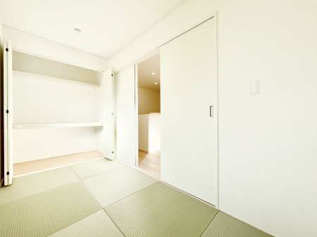 ̑ rOƗׂ荇ĂaBقƈꑧła̋ԂYꂸɁB 