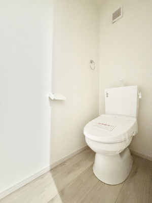 gC gC1K2KꂼɔzuĂĂƂĂ֗łB 