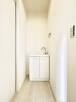 ���̑����� 2�K�ɃZ�J���h���ʑ��݂��܂���