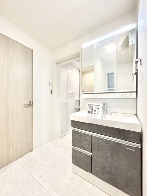 ���ʑ�E���ʏ� ���邢���ʏ��͖����̐g�x�x���y�����ł����Ⴂ�����ł��B