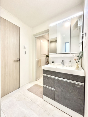 ���ʑ�E���ʏ� ���邢���ʏ��͖����̐g�x�x���y�����ł����Ⴂ�����ł��B