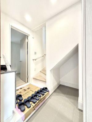 ���� �Ƒ��̋A��₨�q�l�������������}���錺��  