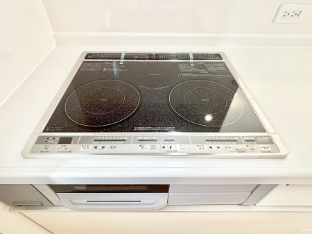 ���̑����� IH�N�b�L���O�q�[�^�[�͓V�̒����ʂ��t���b�g�Ȃ̂Œ�����̓T�b�ƈ�@�����邾���I