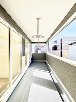 �o���R�j�[ �L�X�o���R�j�[�ł����󕨂��C�����悭�����܂��B