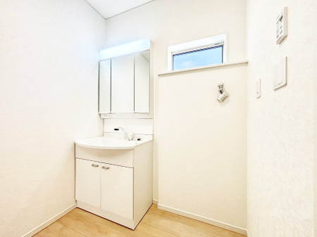 ���̑� �L�X�Ƃ�Ƃ�̂��郉���h���[�X�y�[�X