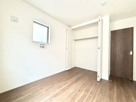 �q������ �q�������ɂ��������߂Ȏ��[�X�y�[�X�����Ղ�̋���