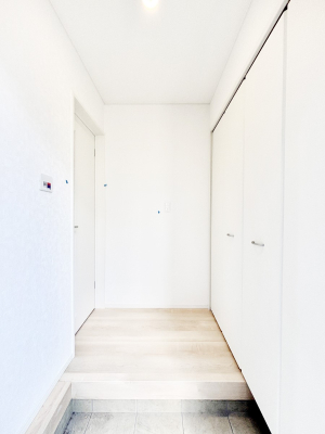 ���� ���Ƒ��₨�q�l���C�����悭���o�}���ł��鉸�₩�ȕ��͋C�̌��ւł��B