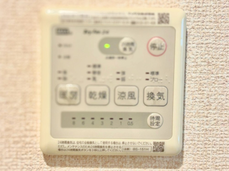̑ g[C@tȂ̂ŁAVĈSI