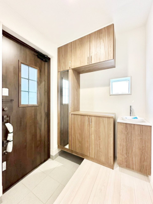  ʔ͂Ƒ̎ʐ^G߂̃CeAŏIƂĉoł܂