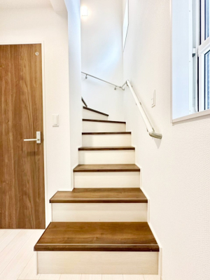 ̑ Ki͎肷tȂ̂ŏȂq܂₲̕Sł