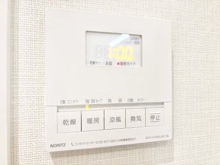 ̑ g[C@tȂ̂ŁAVĈSI