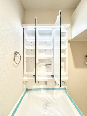 ̑ Oʋ̗ɁAϕiqpiȂǂ[\Bʑƕۂ܂I