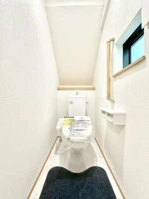 gC gC1K2KꂼɔzuĂĂƂĂ֗łB 