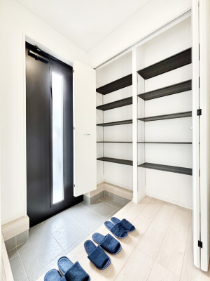 ���� ���փh�A�ɃX���b�h���C���������Ă���̂Ō��̉��o�����Ă���܂�