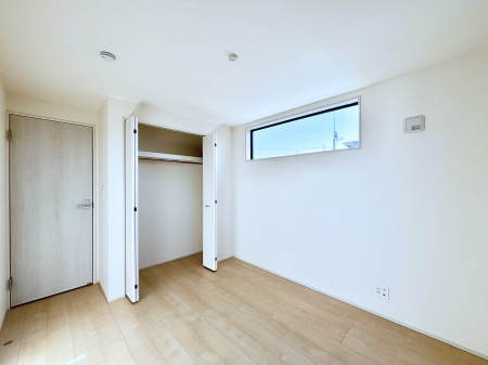 �q������ �q�������ɂ��������߂Ȏ��[�X�y�[�X�����Ղ�̋���