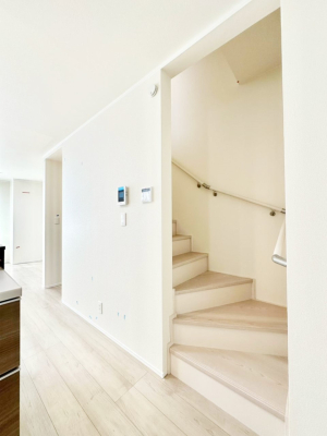 ̑ Ki͎肷tȂ̂ŏȂq܂₲̕Sł