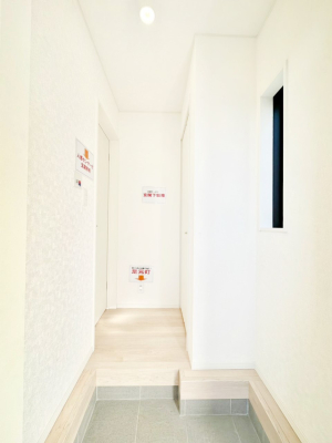 ���̑����� TV���j�^�[�t�C���^�[�t�H�����t���Ă��ăZ�L�����e�B�[��