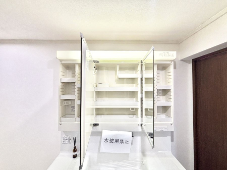 ̑ Oʋ̗ɁAϕiqpiȂǂ[\Bʑƕۂ܂I