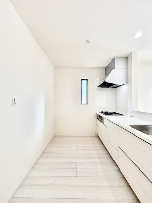 �L�b�`�� ��Ƃ肠��L�b�`���ł͂��Ƒ��Ɗy�������������ł��܂��B