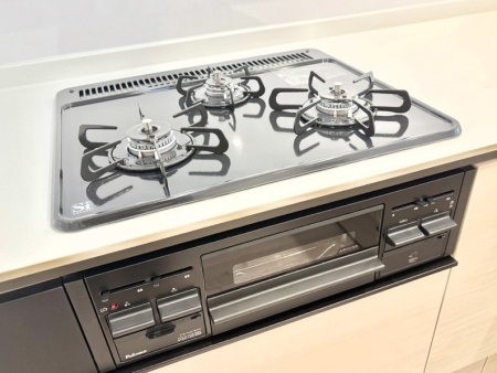 ���̑����� �����̂������ɑ劈��I�R���R�����E�O�����t���̃r���g�C���R�����B