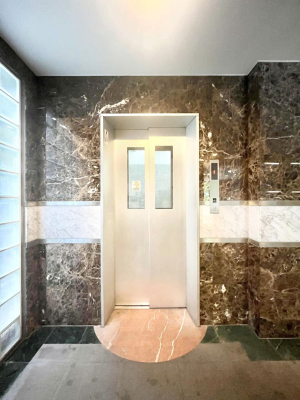 ̑ ̏艺ɕ֗ȃGx[^[I