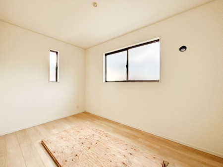 ���̑����� �S����2�ʍ̌����N���[�[�b�g�t���ł�