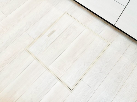 ̑ [tIpiEpi̎[ɂ劈B