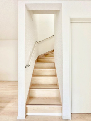 ̑ Ki͎肷tȂ̂ŏȂq܂₲̕SłB