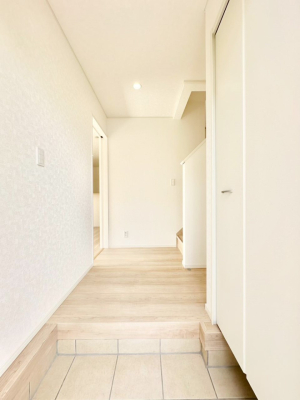  U炩肪ȌւXbĽ֎[t