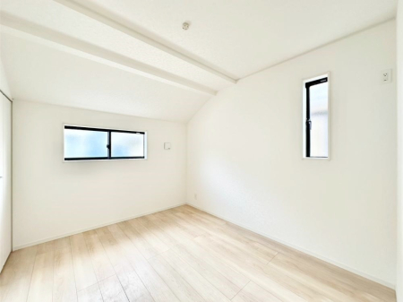 q Qʍ̌ŋC悭R̂łql̂ɂsb^