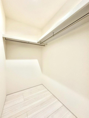 ̑ EH[NCN[[bgtŐԂLpł܂B