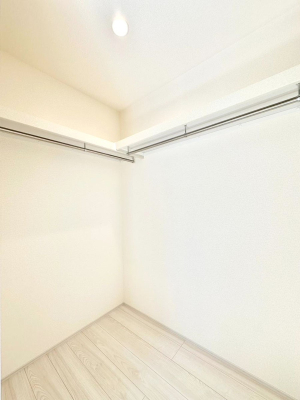 ̑ EH[NCN[[bgtŐԂLpł܂B